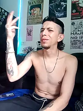 Chris  Jones online show from April 17, 8:01 pm