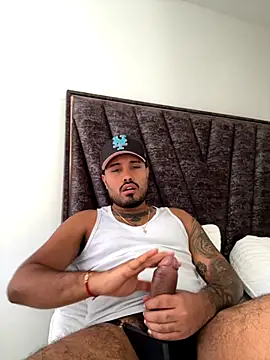 PapiStan online show from October 13, 9:26 pm