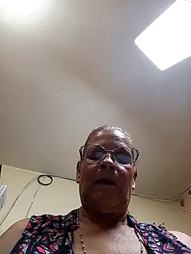 Snapshot of katrina_perez chatting on October 6, 7:55 pm katrina perez online show from October 6, 7:55 pm