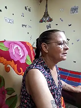 Snapshot of katrina_perez chatting on October 11, 9:35 pm katrina perez online show from October 11, 9:35 pm