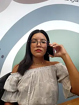 Snapshot of Pretty_roxxyy chatting on September 19, 1:34 pm Pretty roxxyy online show from September 19, 1:34 pm