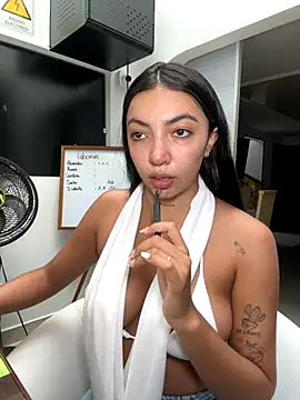 ImAshley1 online show from October 4, 2:04 pm