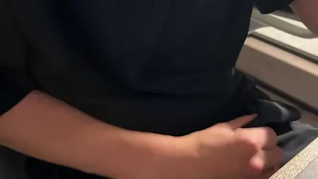 Snapshot of satoshi1008 chatting on October 31, 5:14 pm satoshi1008 online show from October 31, 5:14 pm