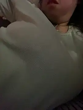 w3tkittty online show from February 17, 12:01 pm