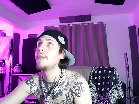 bigrosa21cm online show from November 20, 11:15 pm