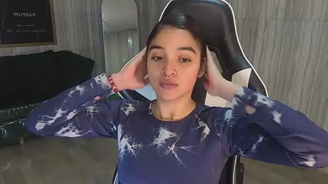 clementine t online show from December 15, 12:42 pm