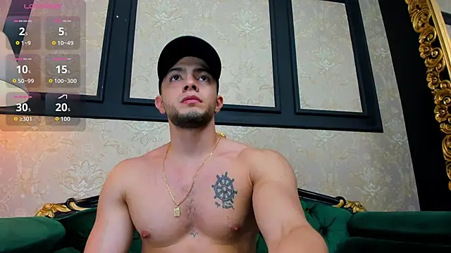 Snapshot of GrantBlake chatting on November 29, 5:32 am GrantBlake online show from November 29, 5:32 am