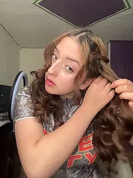 Snapshot of Baby__Otaku chatting on October 3, 7:00 pm Baby Otaku online show from October 3, 7:00 pm