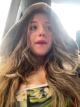 Snapshot of Baby__Otaku chatting on December 14, 8:02 pm Baby Otaku online show from December 14, 8:02 pm