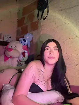 Snapshot of Hell_luna chatting on May 25, 5:35 am Hell luna online show from May 25, 5:35 am