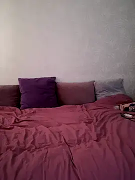 MeekyRich online show from October 17, 9:01 am