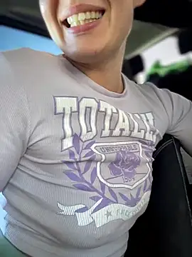 MeekyRich online show from April 9, 6:19 am