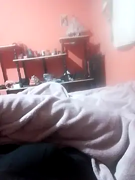 luuiss12 online show from February 11, 6:51 am