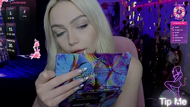 LinaLirian online show from April 24, 10:07 am