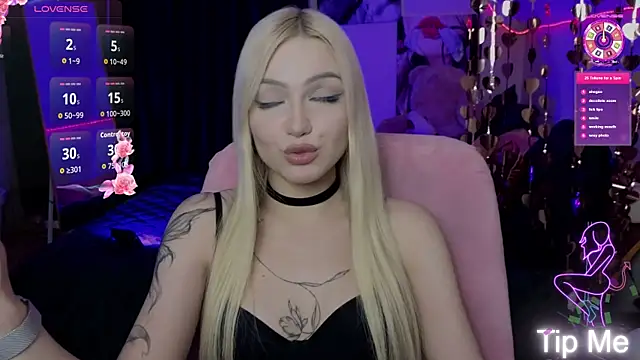 LinaLirian online show from June 6, 8:46 pm