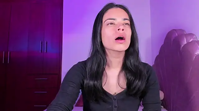 BellaSun  online show from October 9, 4:54 am