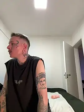 Snapshot of CrisBohn chatting on March 22, 12:28 am CrisBohn online show from March 22, 12:28 am