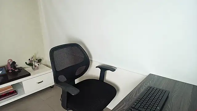 Snapshot of _Victoria_Collins chatting on October 24, 11:06 am Victoria Collins online show from October 24, 11:06 am