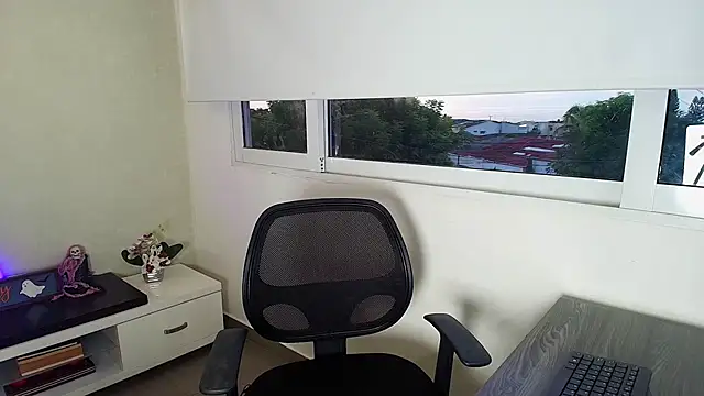 Snapshot of _Victoria_Collins chatting on October 29, 11:12 am Victoria Collins online show from October 29, 11:12 am