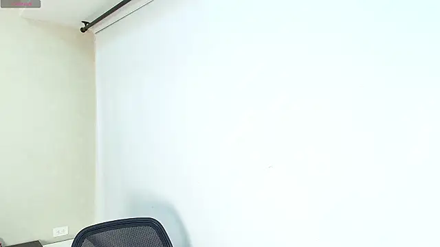 Snapshot of _Victoria_Collins chatting on November 13, 10:47 am Victoria Collins online show from November 13, 10:47 am