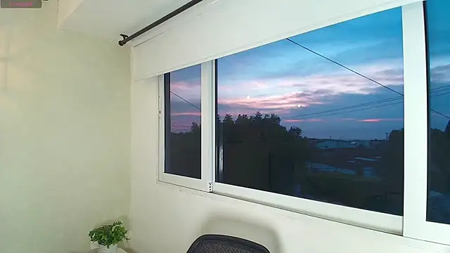 Snapshot of _Victoria_Collins chatting on November 20, 10:59 am Victoria Collins online show from November 20, 10:59 am