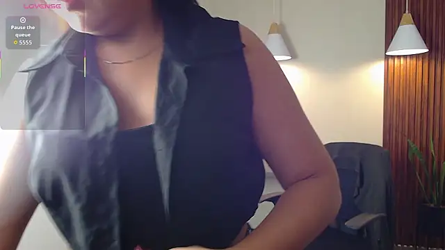  Victoria Collins online show from February 24, 12:03 pm