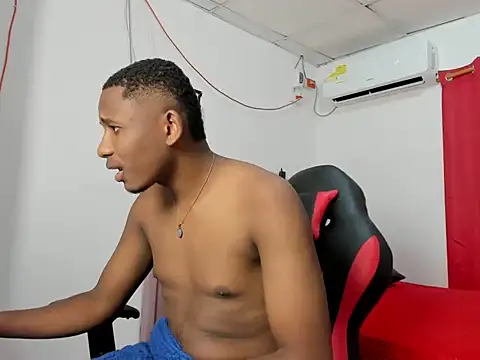 Snapshot of Luis123- chatting on December 21, 5:31 pm Luis123- online show from December 21, 5:31 pm