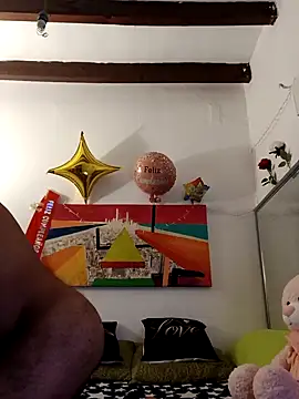 hotCOUPLEPETRA online show from April 12, 5:34 am