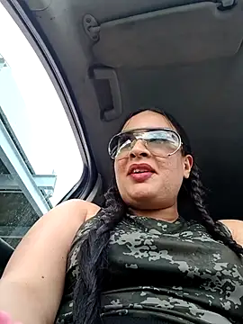 hotCOUPLEPETRA online show from April 13, 3:06 pm