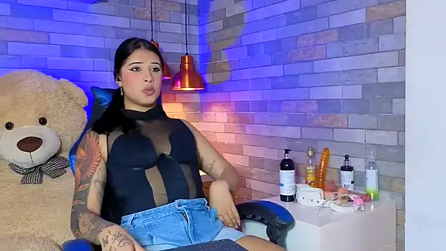 DixyPalmer online show from April 22, 7:26 pm