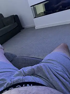 Snapshot of Bfc188295 chatting on October 20, 1:00 pm Bfc188295 online show from October 20, 1:00 pm