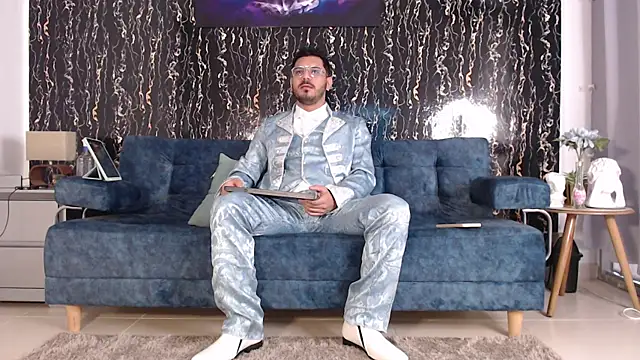 samuelcoopeer online show from November 13, 1:21 pm