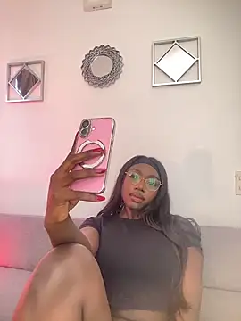 alissradiante1 online show from April 10, 10:14 pm