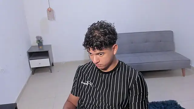 Santy Stump online show from April 22, 9:38 pm