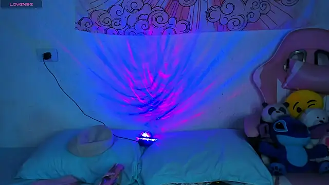 Snapshot of abbie_jensen_ chatting on April 26, 12:41 am abbie jensen online show from April 26, 12:41 am