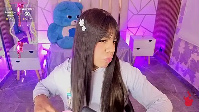 Snapshot of Siiam_tay chatting on December 15, 3:33 am Siiam tay online show from December 15, 3:33 am