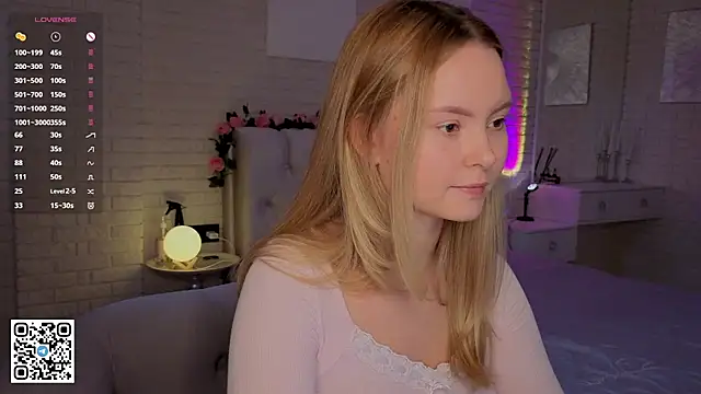 Snapshot of FlowersLover chatting on September 13, 12:16 pm FlowersLover online show from September 13, 12:16 pm