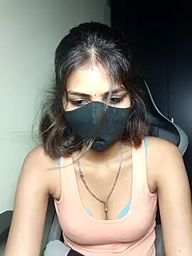 Isha Sax online show from September 25, 7:45 am