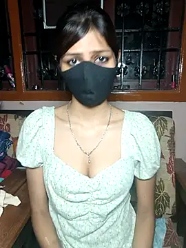 Isha Sax online show from October 2, 7:32 pm