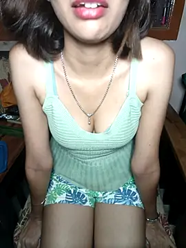 Isha Sax online show from October 11, 5:33 pm