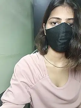 Isha Sax online show from November 5, 1:00 pm