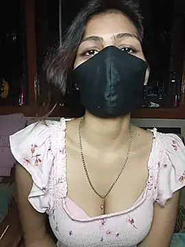 Isha Sax online show from November 9, 7:12 pm