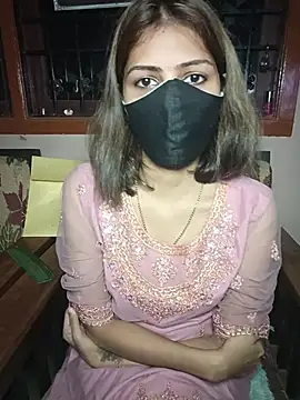 Isha Sax online show from November 19, 5:24 pm