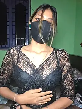 Isha Sax online show from May 3, 3:29 pm