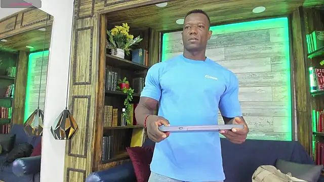 Snapshot of MarcusBlack_ chatting on July 6, 11:51 am MarcusBlack online show from July 6, 11:51 am
