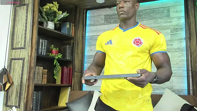 Snapshot of MarcusBlack_ chatting on July 7, 11:58 am MarcusBlack online show from July 7, 11:58 am