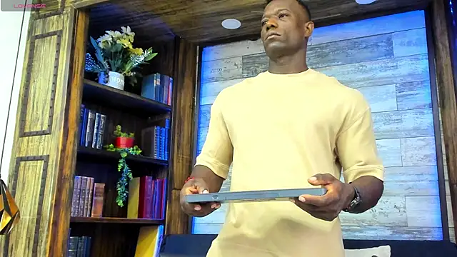 Snapshot of MarcusBlack_ chatting on July 11, 11:35 am MarcusBlack online show from July 11, 11:35 am