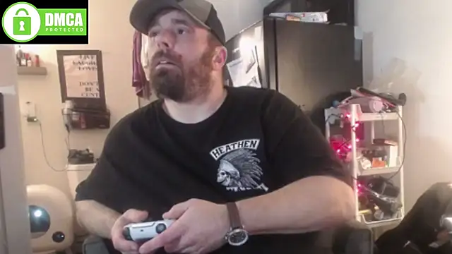 Thumper ss online show from December 3, 7:56 pm