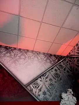 SweetCheeksXXX online show from April 21, 2:51 am