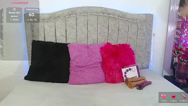 jazminslut online show from November 4, 1:16 am